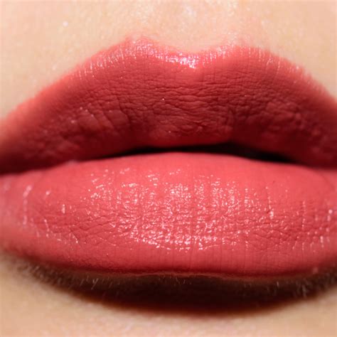 211 ROUGE ALLURE Luminous Intense Lip Colour.